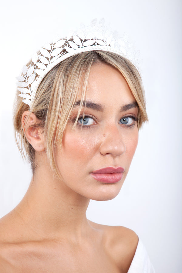 OCHR FB WHT LCE MINI LVES HB