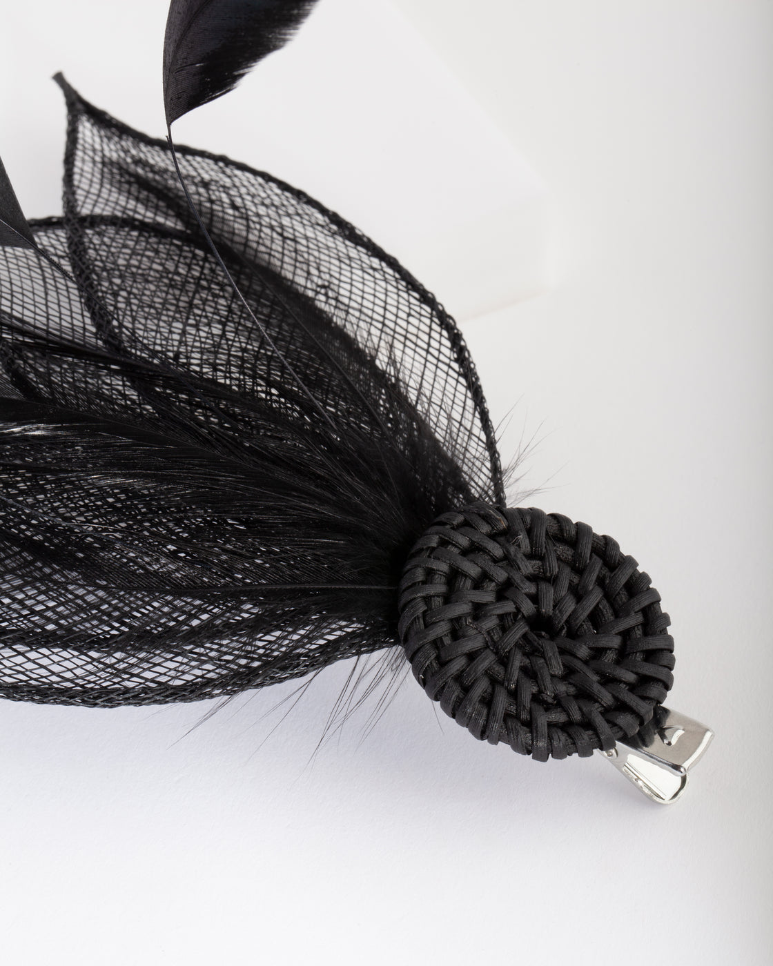OCHR BLK SINA FTHR PLAIT CLIP