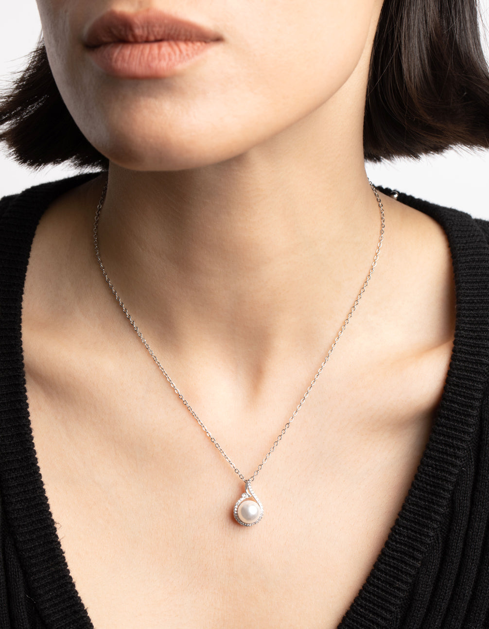 Silver Pearl & Cubic Zirconia Pendant Necklace