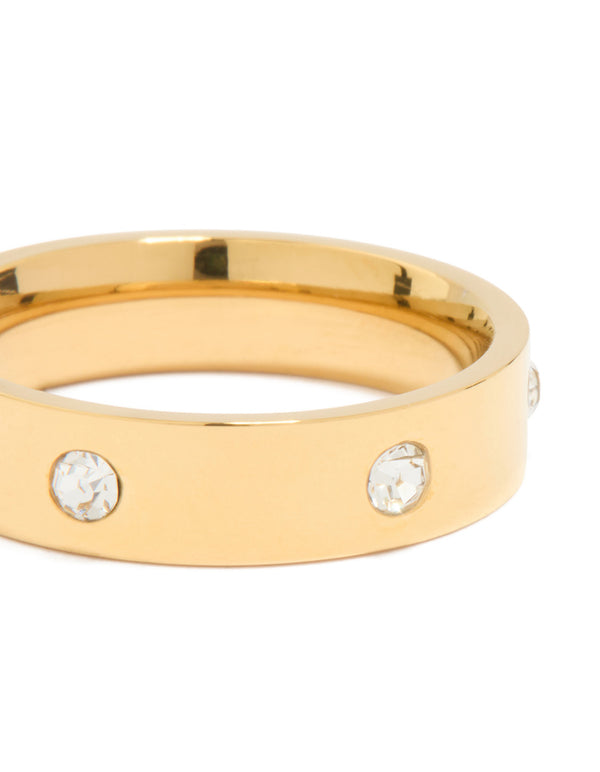 Highlighting a waterproof gold plated stainless steel cocktail band ring featuring cubic zirconia close up view