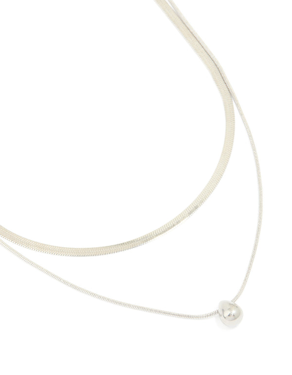 Discover this waterproof stainless steel chain and pebble layered necklace featuring pendant in silver close up view