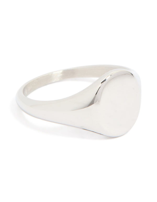 Showcasing a mens waterproof stainless steel oval signet ring in silver with statement style front view