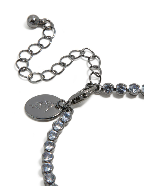 Explore this gunmetal silver plated cubic zirconia circle tennis bracelet closure detail view
