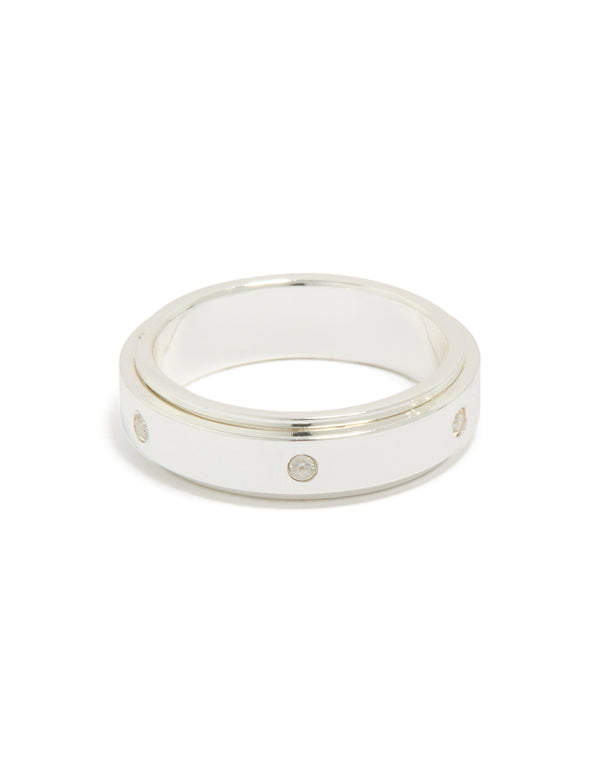 Showcasing a waterproof clear cubic zirconia stainless steel spinner ring in silver front view