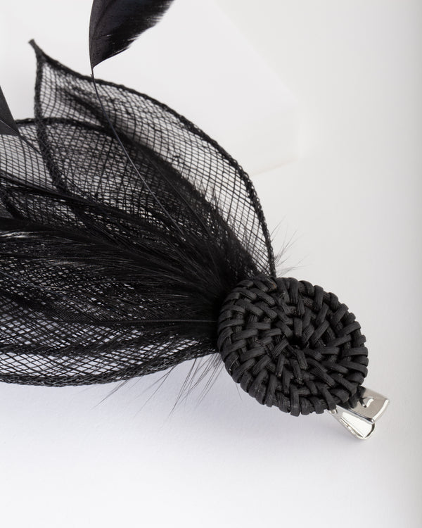 OCHR BLK SINA FTHR PLAIT CLIP