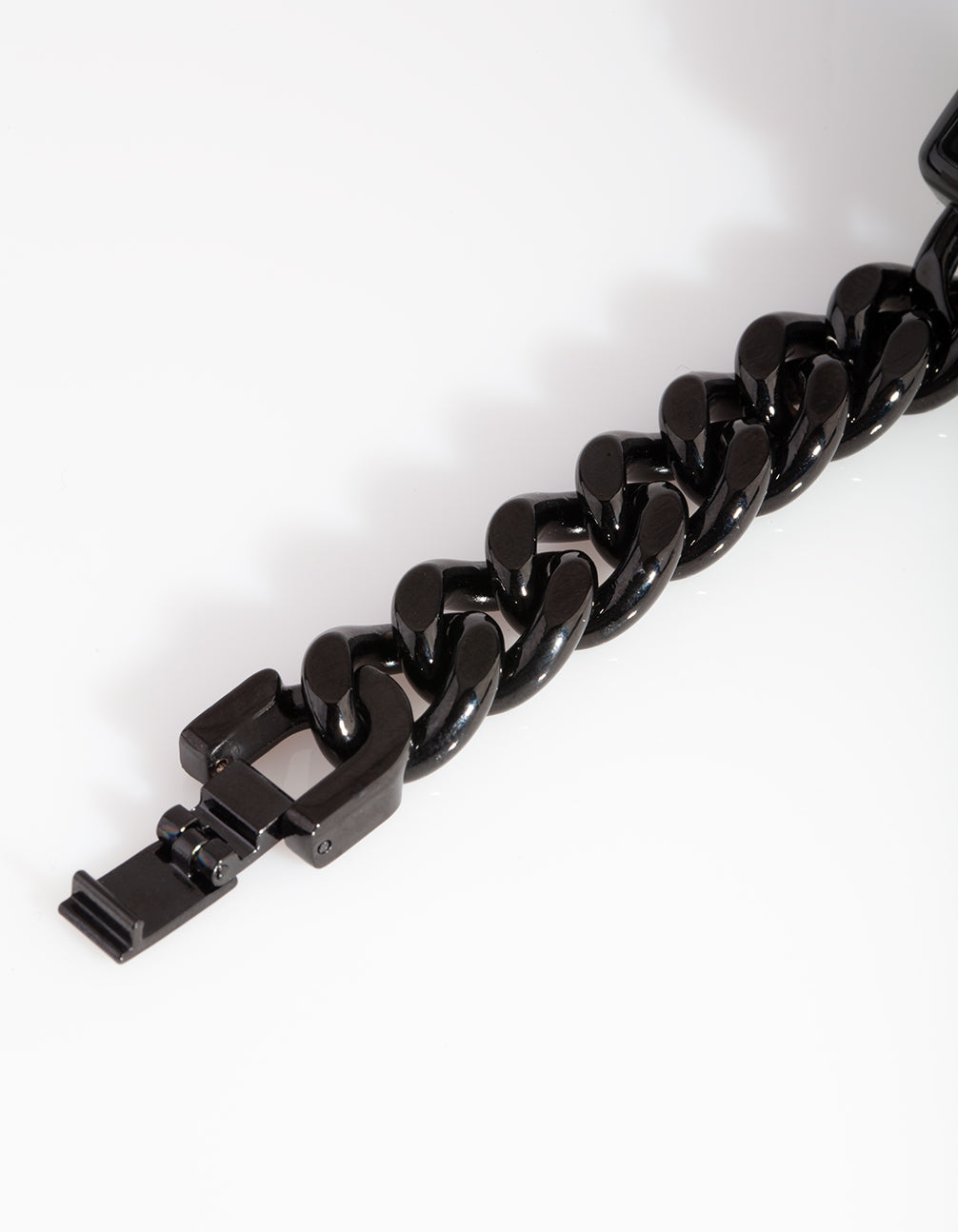 Black Chain Watch