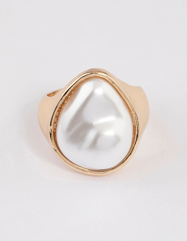 Gold Irregular Pearl Ring