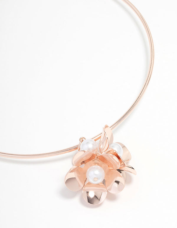 Rose Gold Pearl Flower Pendant Choker