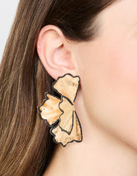 Black & Gold Etched Floral Stud Earrings - link has visual effect only