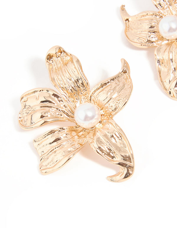 Gold Pearl Textured Flower Stud Earrings