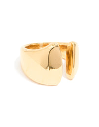 Showcasing a waterproof gold plated stainless steel chunky open ring front view - link has visual effect only