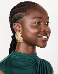 Gold Small Wire Petal Stud Earrings - link has visual effect only