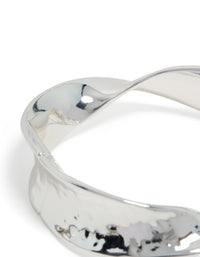 Designed with silver plated hammered twist hinged bangle closure detail view - link has visual effect only
