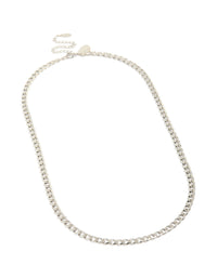 Featuring a mens waterproof stainless steel classic curb link necklace with clasp detail in silver front view - link has visual effect only