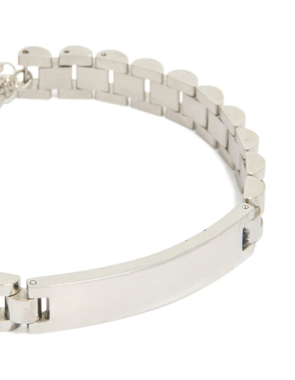 Crafted from waterproof stainless steel, this mens large link chain bracelet with bar detail in silver close up view