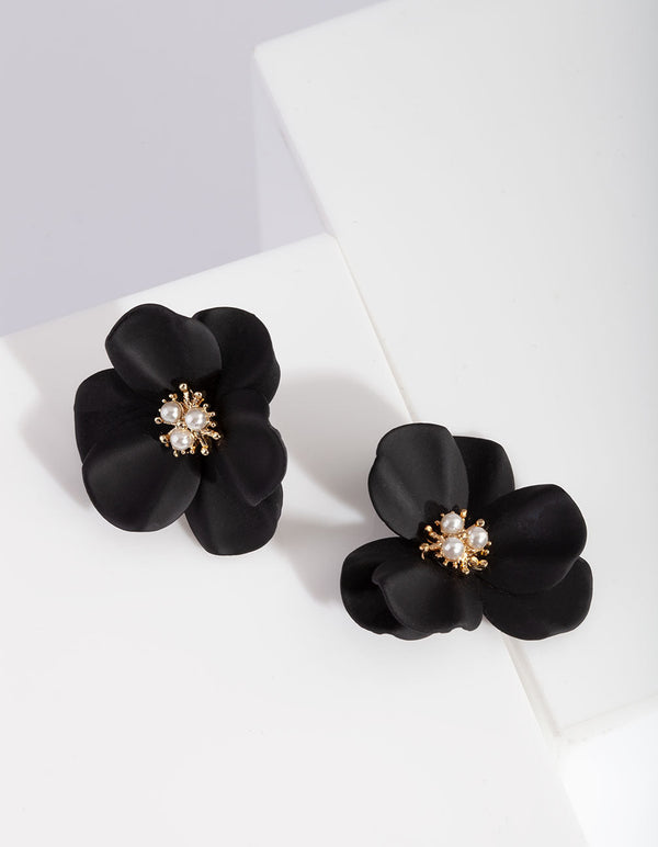 Black Pearl Flower Stud Earrings